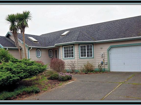 2nd image of 285 Octopus Ave NE
