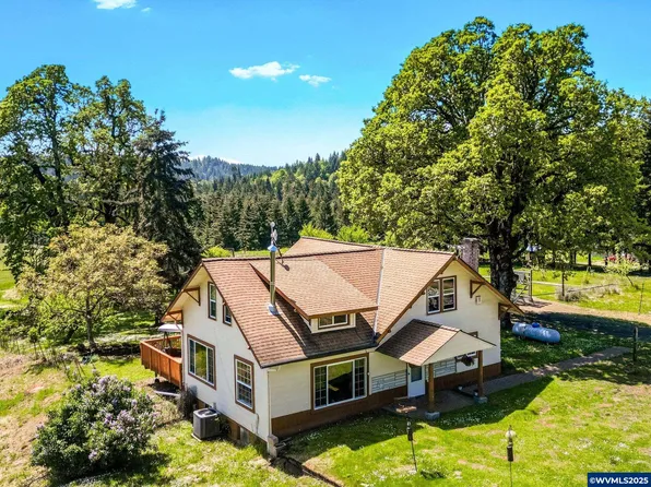 16070 Oakdale Rd, Dallas, OR 97338