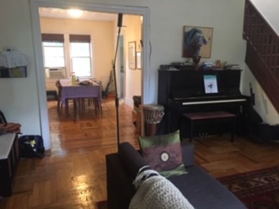 4th image of 6835 Harrow St