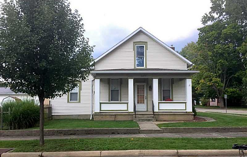 1st image of 107 Center St