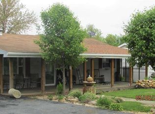 32 Ardmore St, Verona, VA 24482