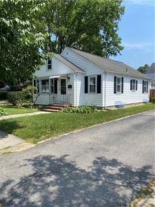 46 Farm St, Providence, RI, 02908