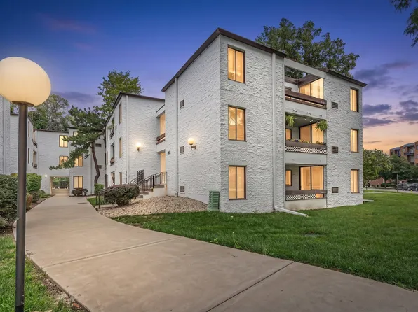 322 W Miner St APT 1C, Arlington Heights, IL 60005
