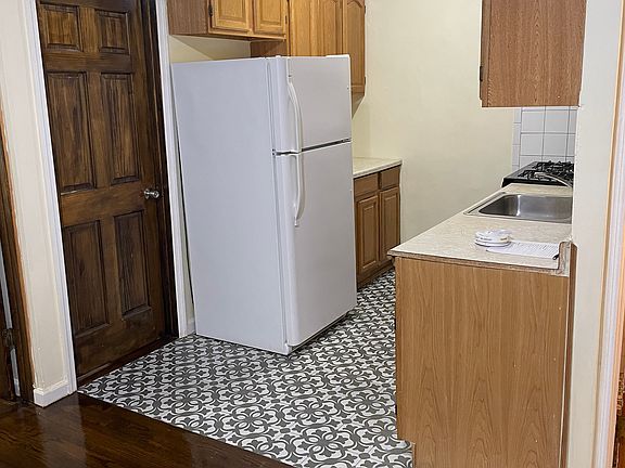 4th image of 106-57 Guy R Brewer Blvd #2R
