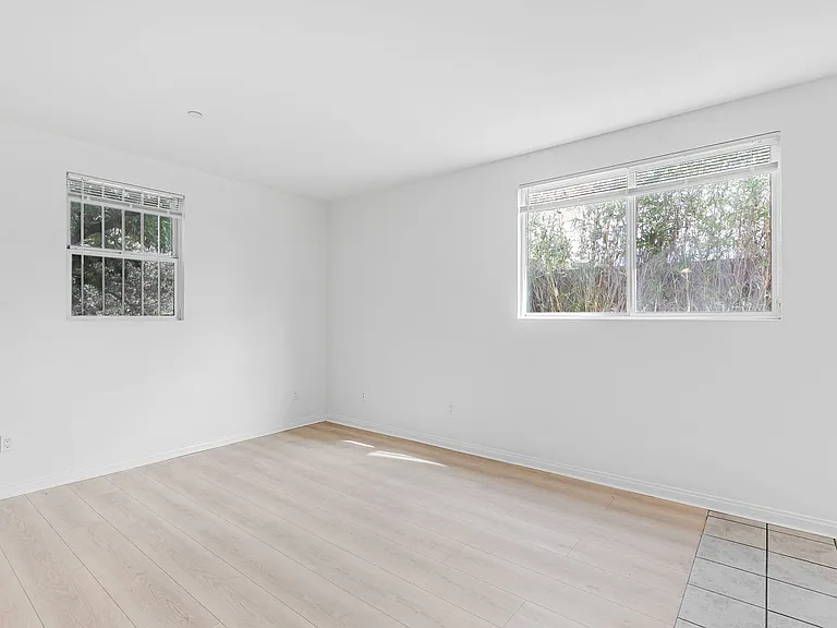 8729 Willis Ave. — Photo 10