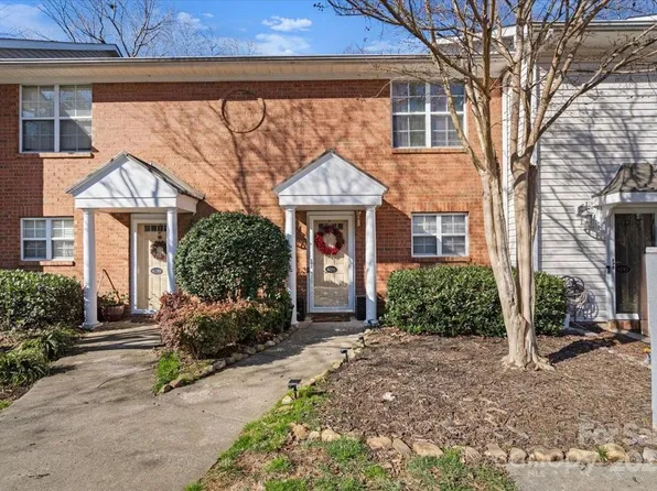 4291 Melrose Club Dr, Matthews, NC 28105