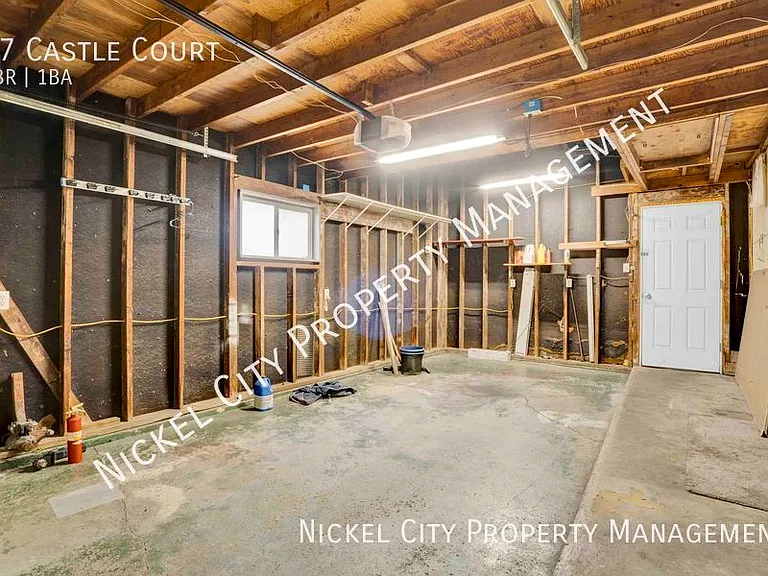47 Castle Ct — Photo 26