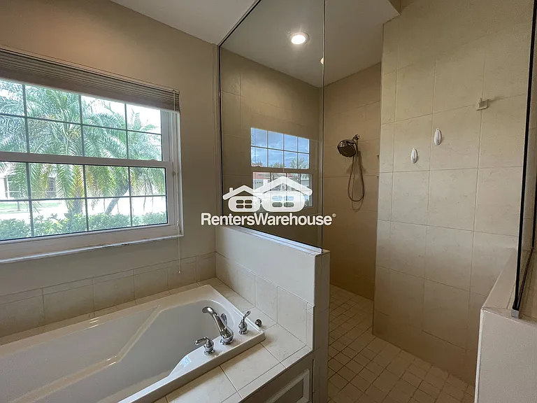 8946 Province St — Photo 16