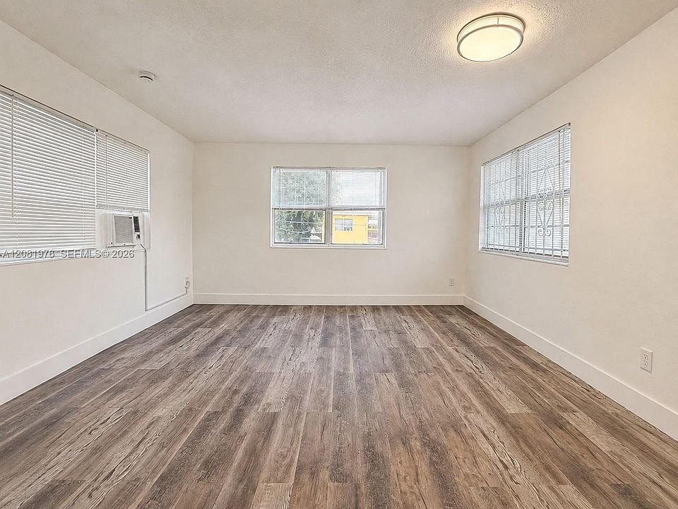 1st image of 6950 NW 8th Ave APT 5
