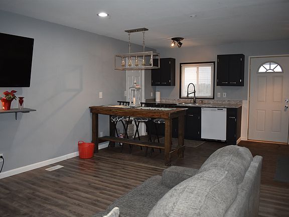 3rd image of 5023 Kirkshire Dr