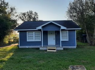 141 9th Ave, Nederland, TX 77627