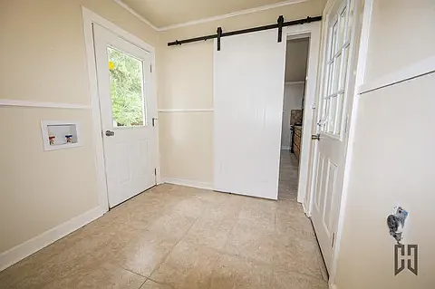 403 Lakeshore Dr — Photo 7