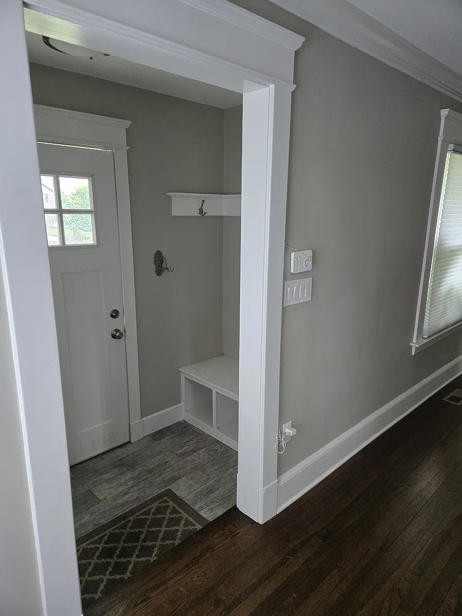 Mudroom - 30 Maplewood Rd