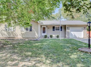 1803 Winchester Dr, Champaign, IL