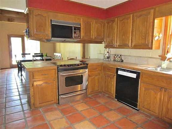 4th image of 6157 N 27th St W
