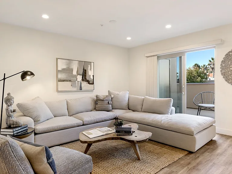 808 Reed Ave #206 — Photo 4