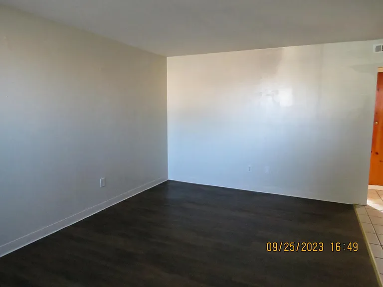 1911 E Evans Ave #D — Photo 1