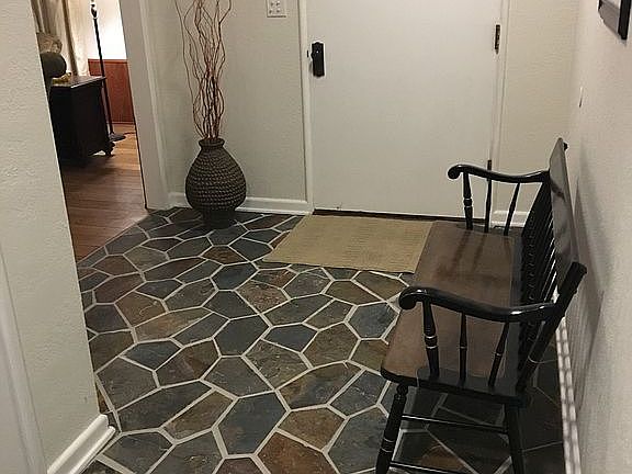3rd image of 5450 E Columbia Dr