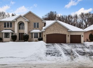 1454 Englert Rd, Eagan, MN 55122