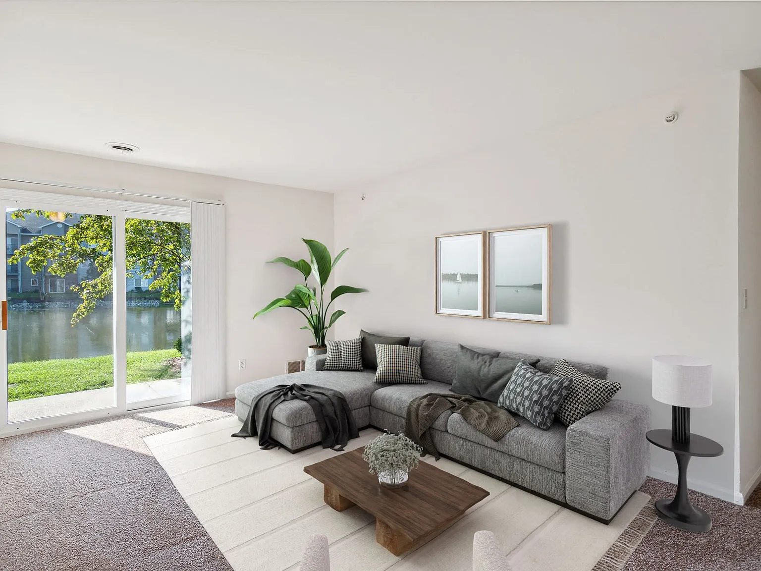 South Pointe — Photo 1