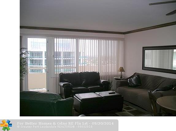 3rd image of 3233 NE 34th St APT 1721