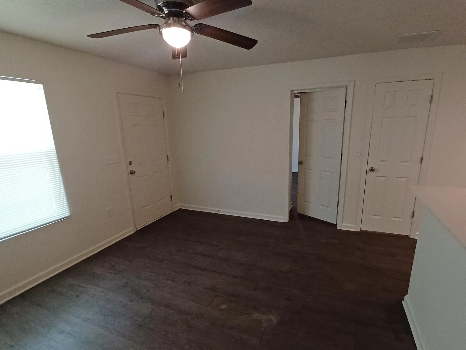 3 bed, 2.0 bath, 1160 sqft, $1,750 — Photo 4
