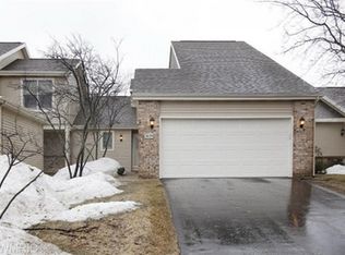 3674 Woodbridge Ln, Portage, MI 49024