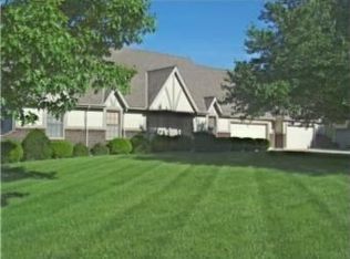 9519 Middleton Rd, Lees Summit, MO 64086