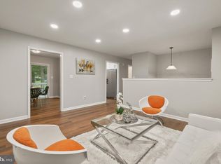 687 War Bonnet Trl, Lusby, MD 20657