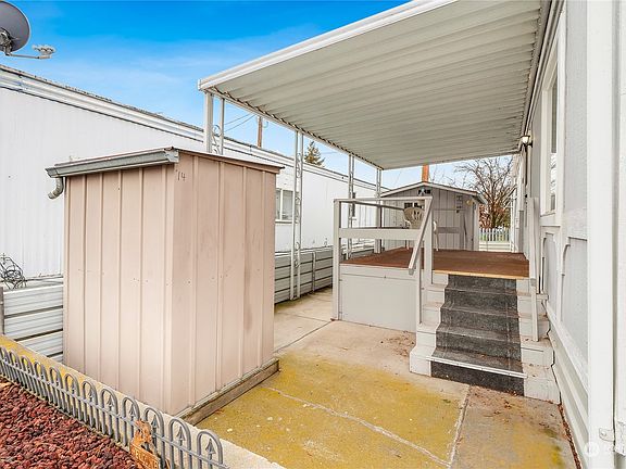 2nd image of 4179 Orchard Drive NE #14