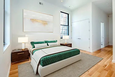 Rented by BARNES New York