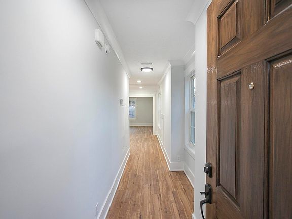 5th image of 219 Latimer Dr