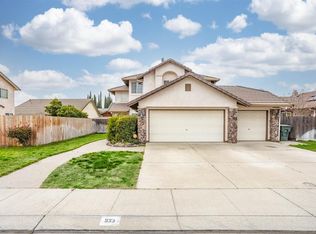 933 Willow Ave, Manteca, CA 95337