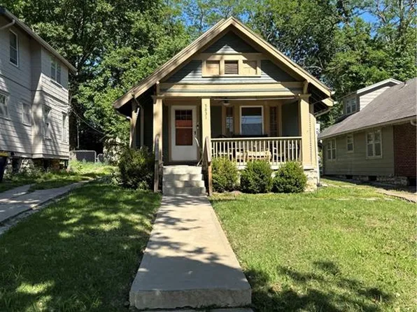 5831 Tracy Ave, Kansas City, MO 64110