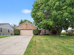 8356 Lakevalley Dr, Cincinnati, OH 45247