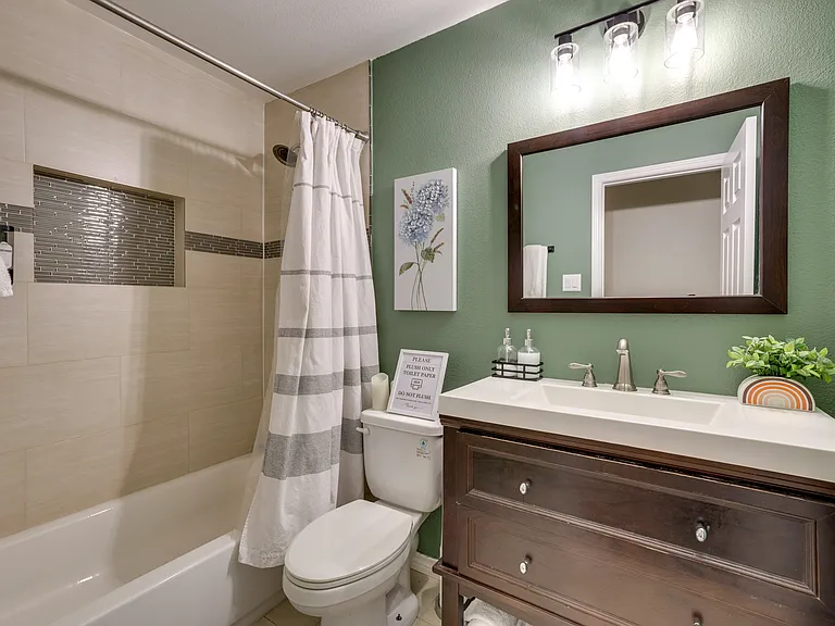 4002 Commonwealth Dr — Photo 18