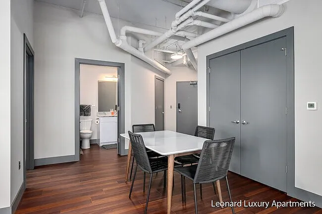 The Leonard Luxury Apartments — Photo 100