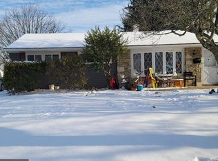 1243 Nolen Rd, Roslyn, PA 19001