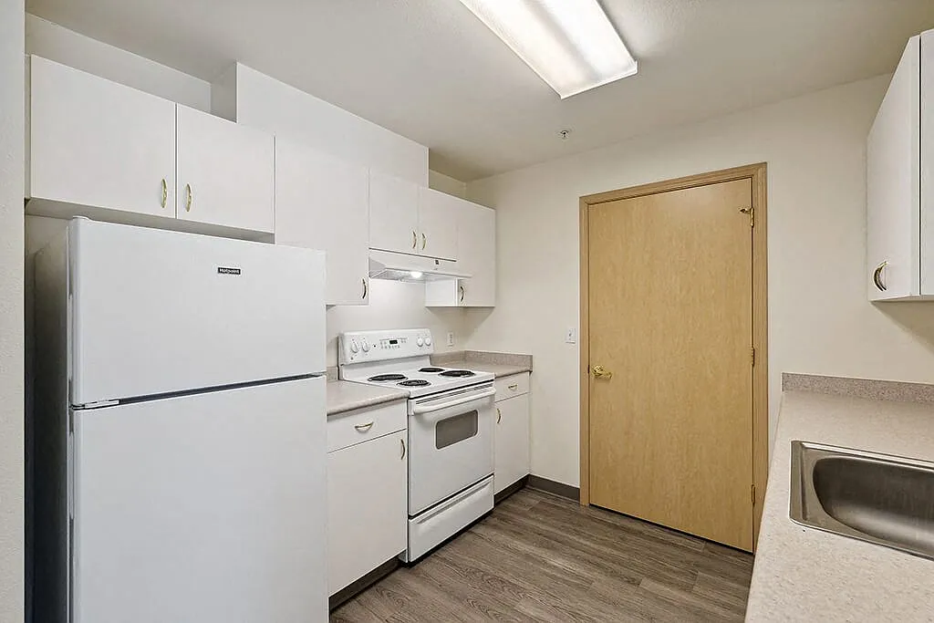 Ballinger Court Senior Affordable Apartments — Photo 2