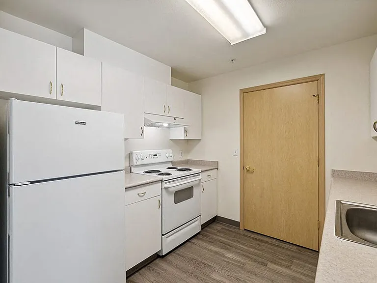 Ballinger Court Senior Affordable Apartments — Photo 2