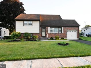 2708 Tennyson Ave, Reading, PA 19608