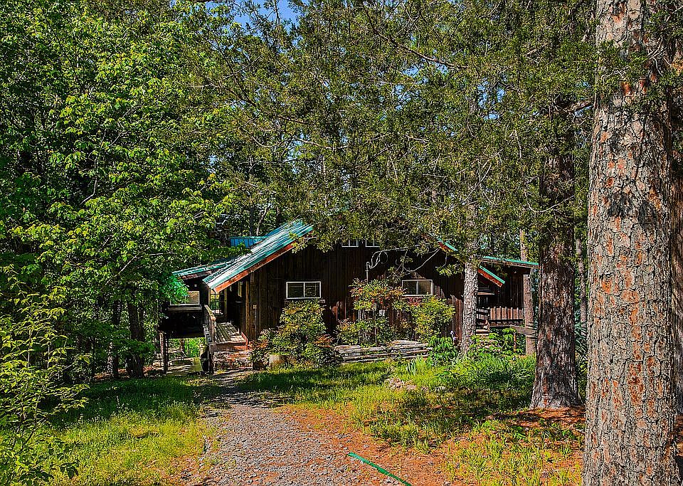 1st image of 339 Salt Cave Dr