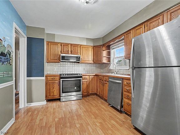 5th image of 1417 Allendale Ave