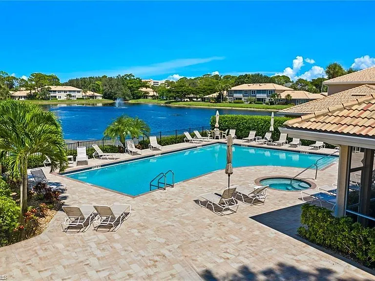 341 Emerald Bay Cir #T5 — Photo 20