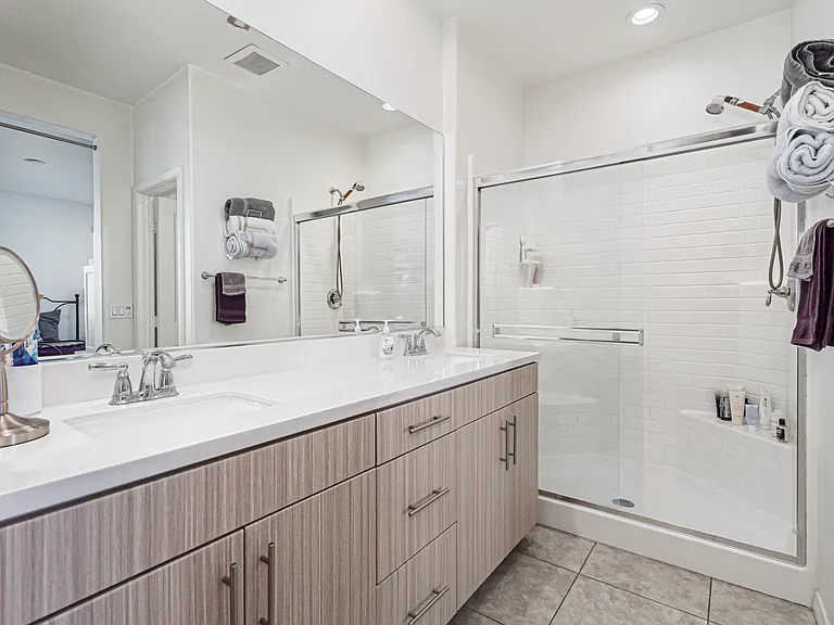 512 Heron Ln #1 — Photo 7