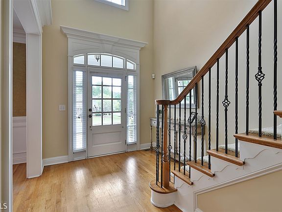 4th image of this home
