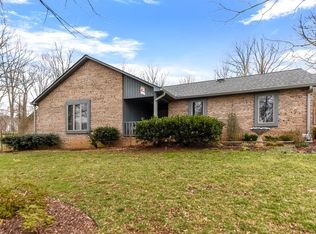 3228 Rocky Waters Dr, Louisville, TN 37777