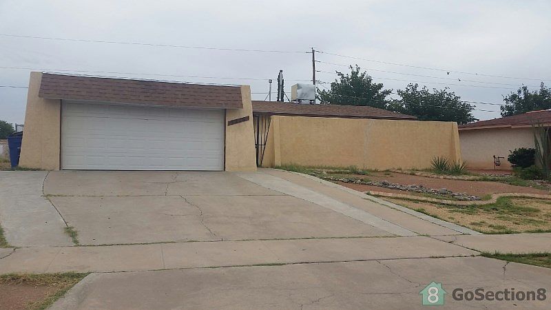 1st image of 2816 Escarpa Dr