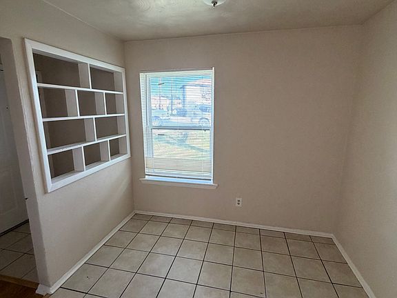4th image of 7815 Millstone Dr