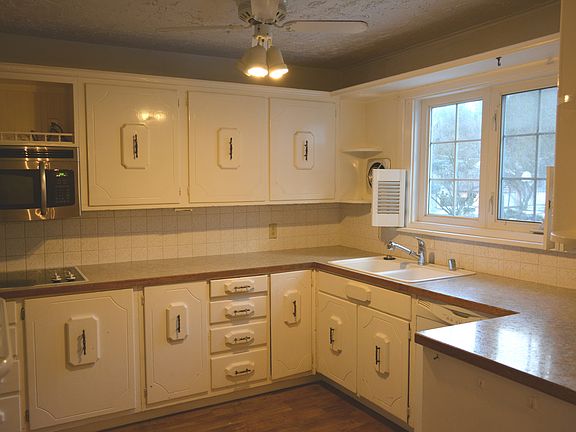 5th image of 23410 E Kamiakin Dr